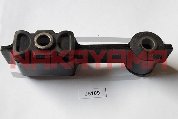 Nissan Sunny N13 CD17 87-90 подушка задняя верхняя  J5109 NAKAYAMA